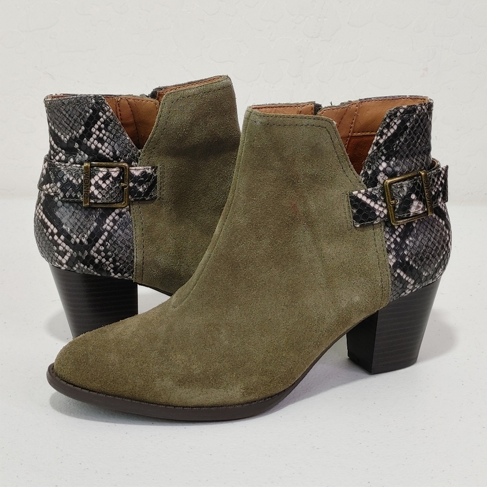 Vionic Naomi Women's Suede Leather Snake-Print Water Resistant Boots 9.5...